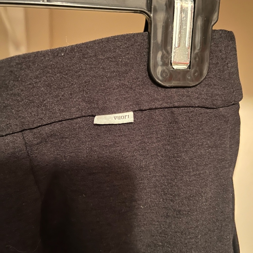 Vuori Black Elevation Ankle Trouser - Picture 3 of 5